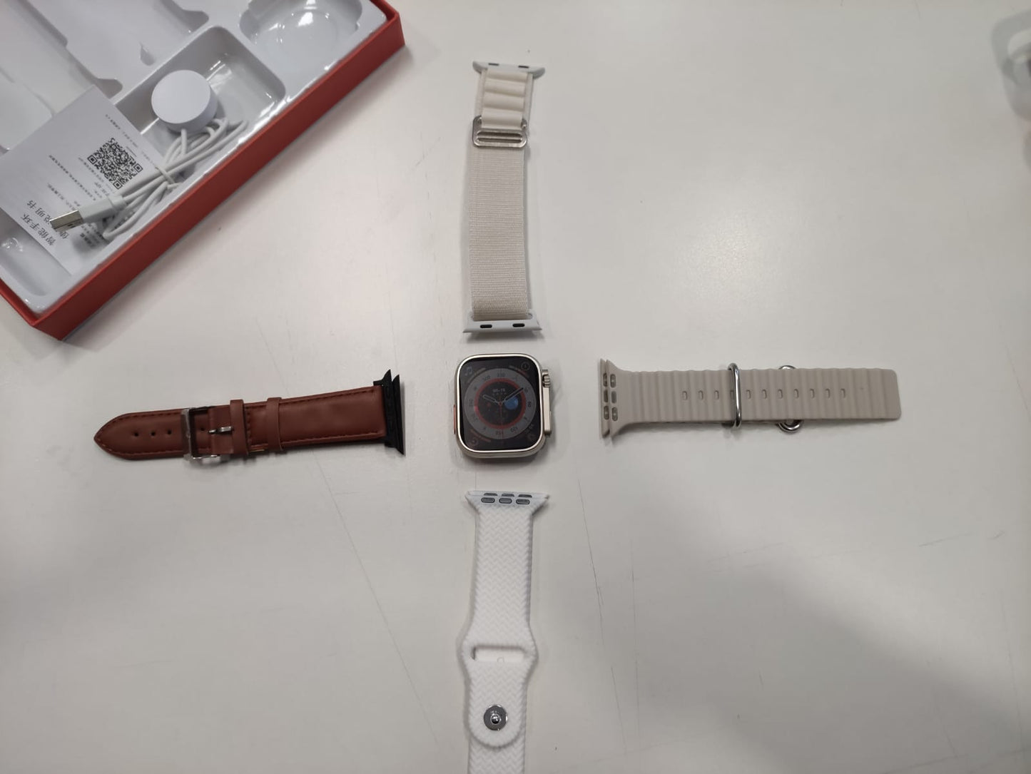 Smartwatch ultra 9 bluetooth 44mm  con 4 cinturini intercambiabili